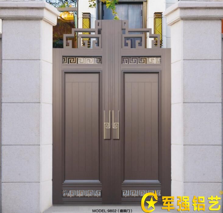 蘑菇在线视频一区院子门